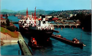 Vintage Seattle Washington WA Regierung sperrt riesigen Tanker Lake Union Postkarte - Bild 1 von 2