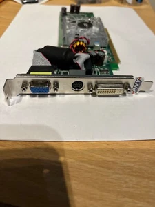 PNY GeForce 8400 GS Graphics Processing Unit - Zdjęcie 1 z 3