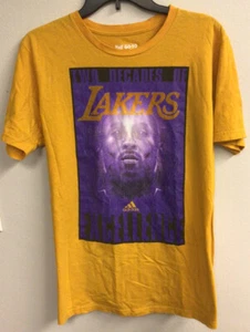 Kobe Bryant T-Shirt ""Two Decades of Lakers Excellence"" Adidas Distressed M RAR! - Bild 1 von 3