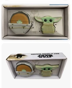 Mandalorianischer "Baby Yoda" Grogu Salz- & Pfefferstreuer - einzigartiges Weihnachtsgeschenk! Neu - Bild 1 von 2