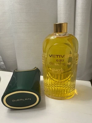 Colônia Vetiver Guerlain rara vintage 200 ml não usada  - Imagem 1 de 3