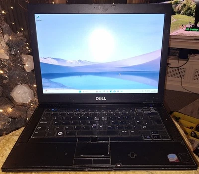 DELL LATITUDE E6400 14.1" W11 SSD DUAL-CORE WEBCAM FINGERPRINT WIFI LAPTOP  - Image 1 of 4
