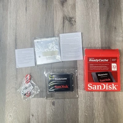 SanDisk 32GB Solid State Drive SDSSDRC-032G-G26 - Image 1 of 4