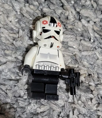 LEGO Star Wars AT-AT Driver Minifigura Foto 1 de 3