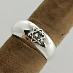 HANDMADE STERLING SILVER RING WITH TINY STAR OF DAVID - Picture 1 of 10