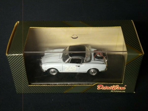 Corgi Alfa Romeo Giulietta 59 Monte Carlo 1/43 Diecast - Image 1 of 1