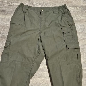 5.11 Tactical Men's Green Utility Cargo Pockets Pants Size 38X30 Hunting Fishing - Picture 1 of 1