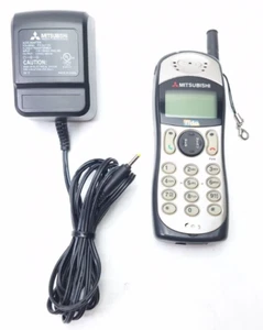 VINTAGE RARE MITSUBISHI G310 GSM 2G ONLY BAR CELL PHONE MOBILE POCKET CELLULAR - Zdjęcie 1 z 9