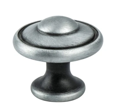 12 perillas de gabinete herrajes peltre antiguo cepillado Berenson Euro Traditions NUEVO Foto 1 de 4