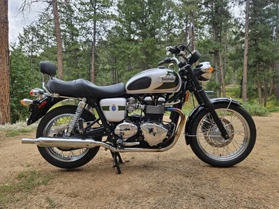 2012 Triumph Bonneville  - Image 1 of 4