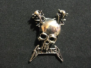 INSIGNIA BOTÓN PIN OFICIAL METALLICA 1989 VINTAGE EE. UU. IMPORTACIÓN DAÑOS INC 19 - Imagen 1 de 4