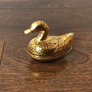 Gold and Black Lacquer Duck Trinket Box Lidded Dish 2.5” - Picture 1 of 3