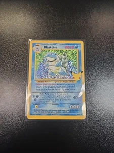 Blastoise 2/102 Celebrations: Classic Collection Holo NM - Picture 1 of 12