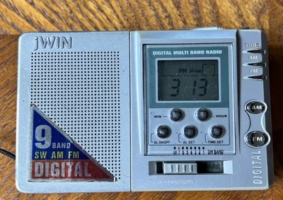 Radio digital multibanda de alta sensibilidad Jwin Jx-m14 Am/fm/swi-7 probada y funciona Foto 1 de 4