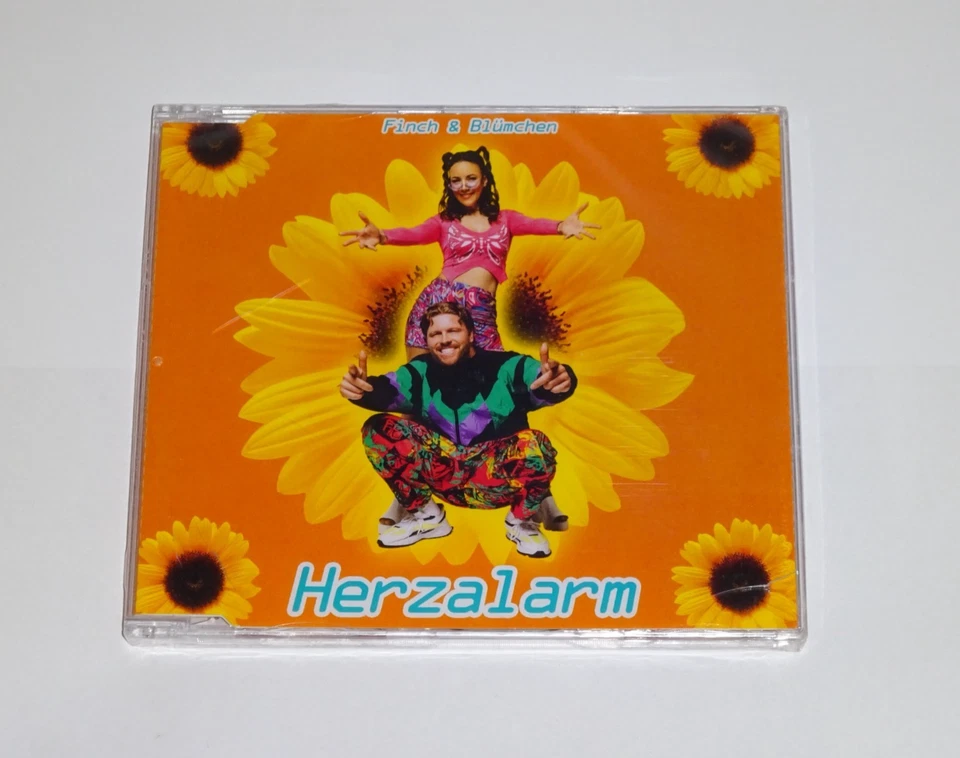 Finch & Blümchen - Herzalarm Neu & Verschweißt - Bild 1 von 1