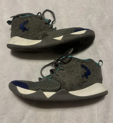 灰色蓝色男孩高帮鞋 6 码 — 第 1/4 张图片