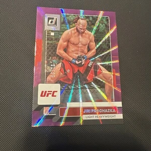 2023 Donruss UFC Jiri Prochazka Viola Laser 91/99 #14 - Foto 1 di 7