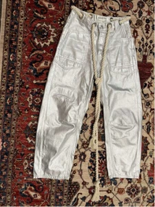 Jeans Free People Moxie metallizzati bassi a botte flipper argento usati in ottime condizioni taglia 25 - Foto 1 di 8