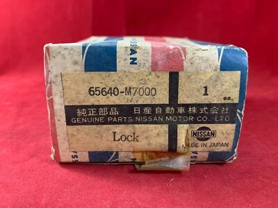 Cerradura Nissan 65640-M7000 1979-1982 Nissan Datsun 310  Foto 1 de 2