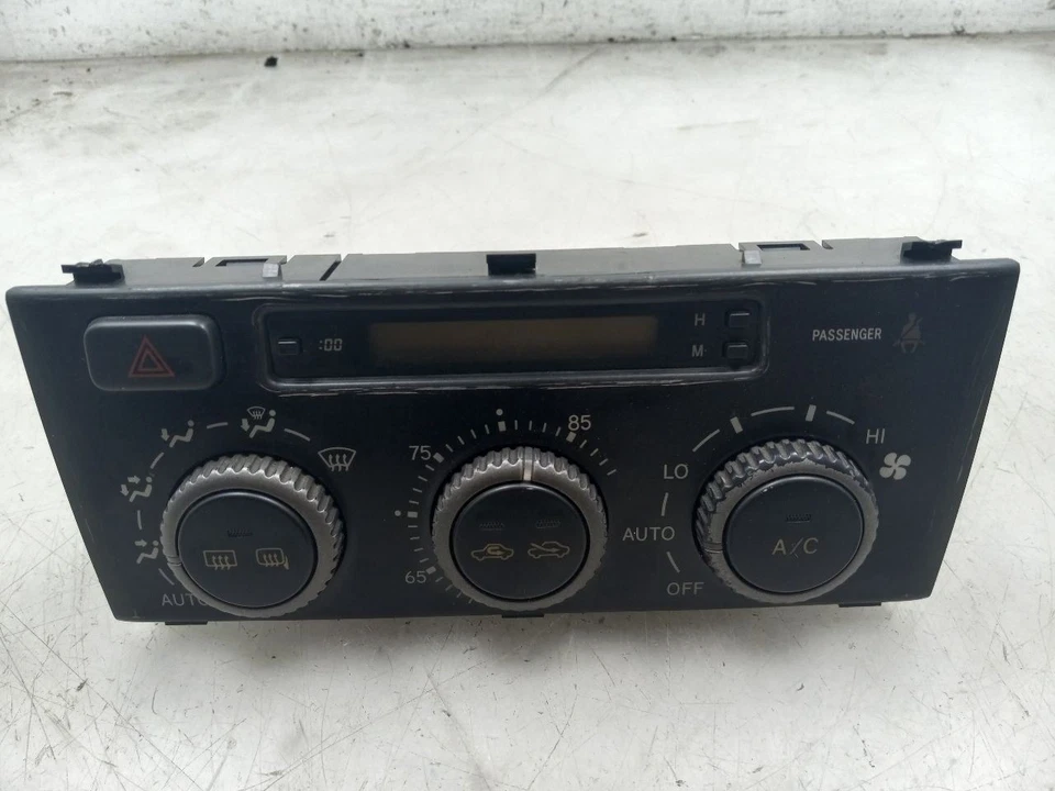 02-05 INTERRUPTOR DE CONTROL DE TEMPERATURA LEXUS IS300  Foto 1 de 4