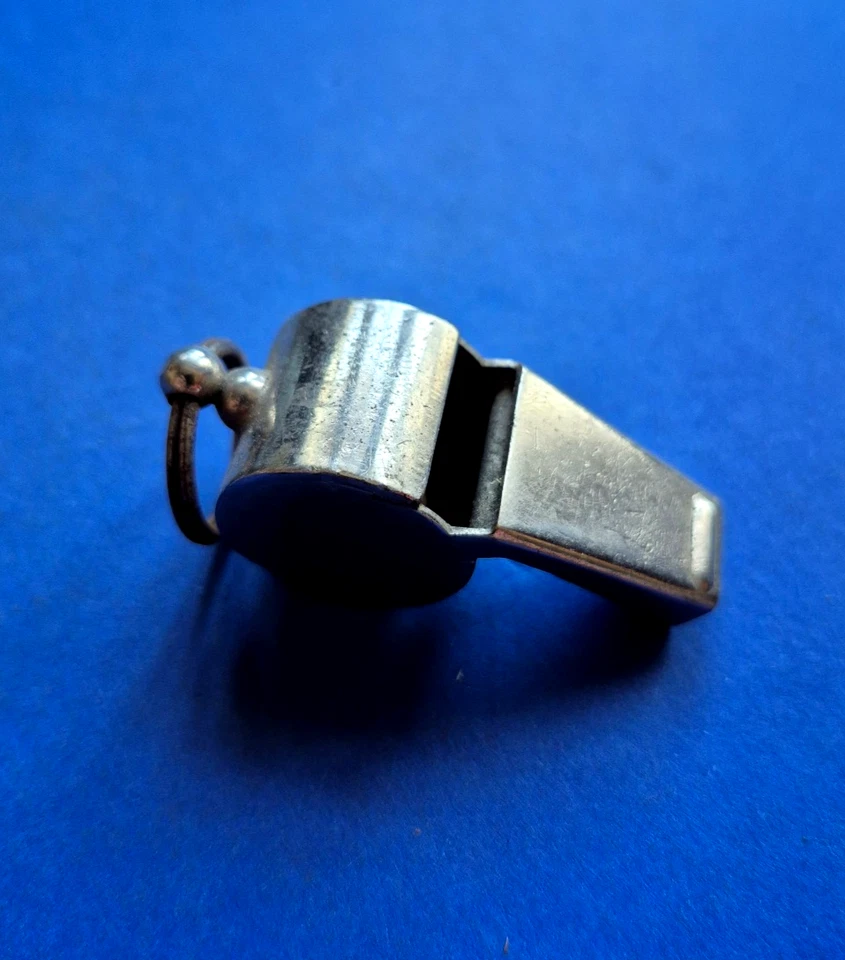 Ancien Sifflet Metal à Bille en Bois de marque COSSON - Photo 1/3