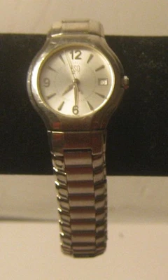 Classic ESQ Swiss Ladies Watch ALL STAINLESS with NEW BATTERY!! No Reserve!! - Image 1 of 4