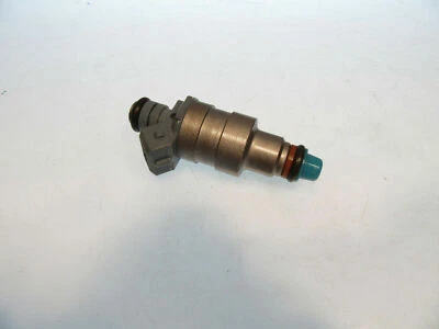 燃油喷射器适用于宝马 318i 和雷诺 R18i Fuego Reman 155-0028 — 第 1/2 张图片