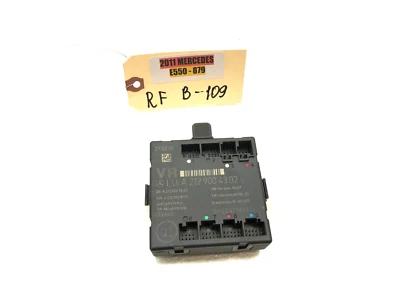 Módulo de control de puerta delantera pasajero derecho Mercedes Benz E550 2010-2013 OEM. Foto 1 de 4