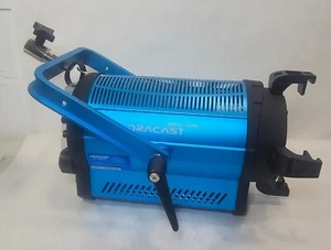 Draco Stage Lighting Dracast LED 1500 Bi-Color Fresnel with Wi-Fi Power Cord - Picture 1 of 7
