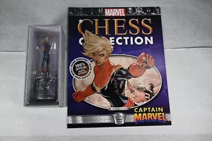 Marvel / Eaglemoss Chess Piece With Magazine - Captain Marvel - Picture 1 of 3