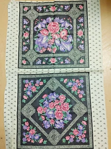 34.75" x 22.5", Vintage Pink & Purple Flower- Quilt - Blocks Panel/Cranston - Imagen 1 de 6