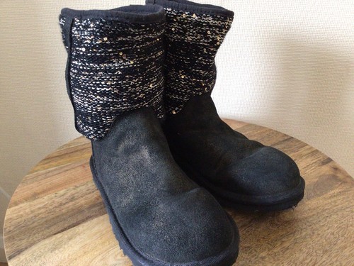 Stivali donna donna UGG Australia Lyla nero e oro scamosciati tomaia 1005393 originali