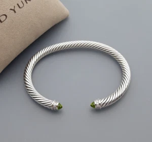 David Yurman 5mm Cable Classics Bracelet with Peridot and Diamonds size Medium - Picture 1 of 6