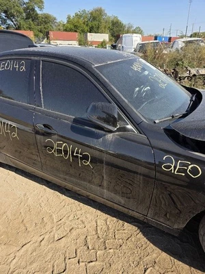 Passenger Right Front Door Fits 12-18 BMW 320i 236927 Foto 1 de 4