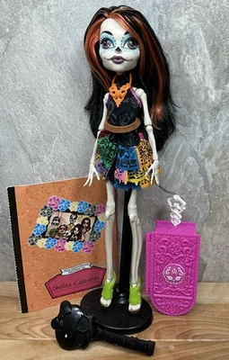 Monster High Doll Skelita Calaveras Scaris City Of Frights, 2012 Complete - Image 1 of 4