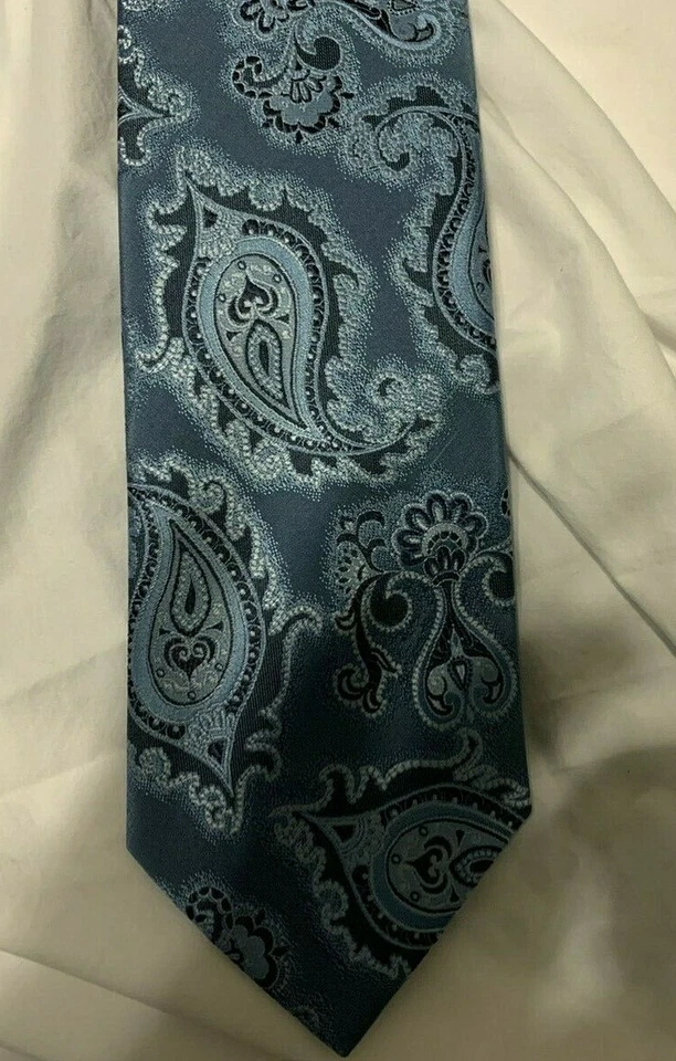  Corbata BRIONI hecha en Italia tejido cuello seda  Foto 1 de 4