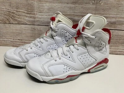 Nike Air Jordan Retro 'Red Oreo' 2022  384665-162  Youth Size 5Y VGUC - Image 1 of 4