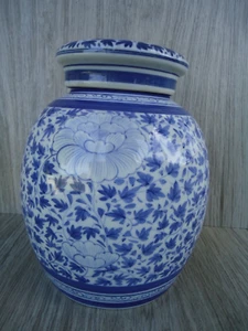 Tarro de jengibre azul y blanco floral pintado a mano Tailandia 7,5 pulgadas decoración asiática - Imagen 1 de 16