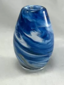Vaso in vetro artistico motivo vortice blu 7,5 cm - Foto 1 di 7