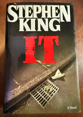 IT, Stephen King (1986, HC/DJ, 1st Edition 1st Print), 1st/1st Hardcover - Image 1 of 4