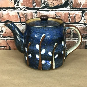 Vintage Otagiri Pussywillow Blue Pottery Tea Pot with Lid - Picture 1 of 14