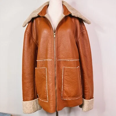 Abrigo Nanushka Beryl Imitación Piel de Oveja XS — Marrón Caramelo Cuero Vegano Sherpa Retro Foto 1 de 4