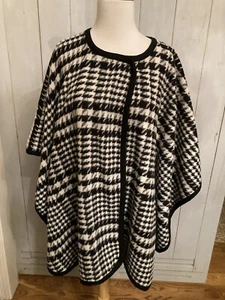 Talbots Houndstooth Oversized Brushed Fabric Cape Poncho Black/Ivory Medium New - Picture 1 of 11