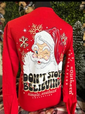 Camisa Simply Southern para mujer pequeña roja manga larga Santa Believe camiseta de Navidad Foto 1 de 4