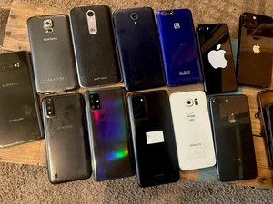 12+ MixSAMSUNG S5,S10+,S6,Various APPLE Phones, 7 New Front&Backs &Repair Tools - Photo 1 sur 6