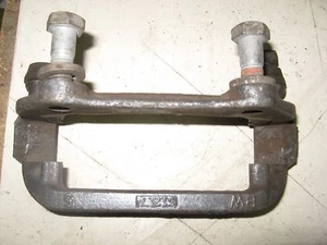  Corvette C-4 1988 1996 brake caliper bracket - Foto 1 di 2