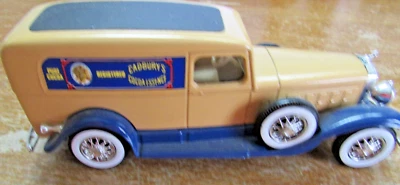 Solido Cadillac V-16  1931 Old Sedan Advertising Delivery Van - Image 1 of 4