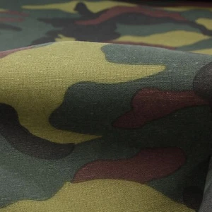 Stoff Meterware Camouflage Tarn Muster Woodland Grün Mischgewebe Bekleidung Deko - Bild 1 von 7