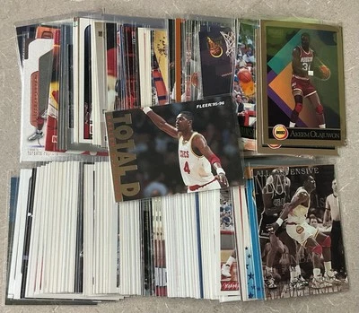 Lote de tarjetas de baloncesto Hakeem Olajuwon (X118) 🏀 Houston Rockets - Valor de tarjeta $200+ Foto 1 de 4
