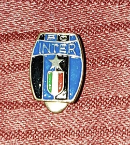 INTER MILAN FC, RARE BUTTONHOLE VINTAGE PIN BADGE INTERNAZIONALE, NERAZZURRI - Picture 1 of 2